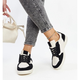 Weiße und schwarze Glitzer-Sneaker von Juwan 4