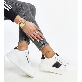 Weiß-schwarze Sneaker mit dicker Finestra-Sohle 1