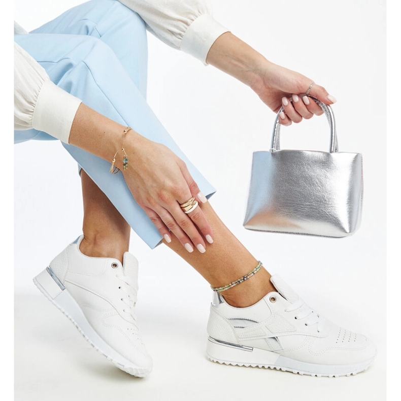 Weiße Tasnim-Sneaker aus Schlangenleder 1