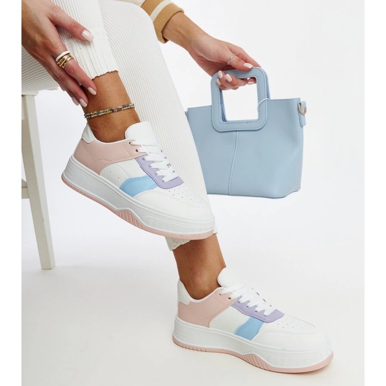 Weiß-rosa Sneaker mit dickerer Rafida-Sohle 1