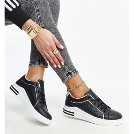 Schwarze, durchbrochene Sneakers mit Zorka-Glitzer 2