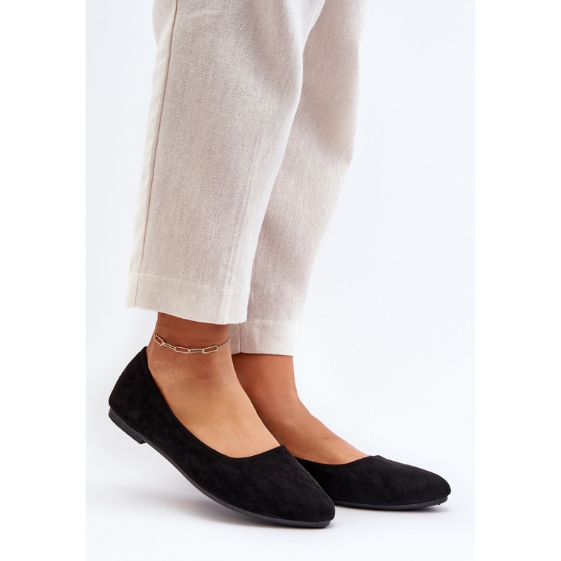 Schwarze Damen-Ballerinas aus Wildleder von Kommia 2