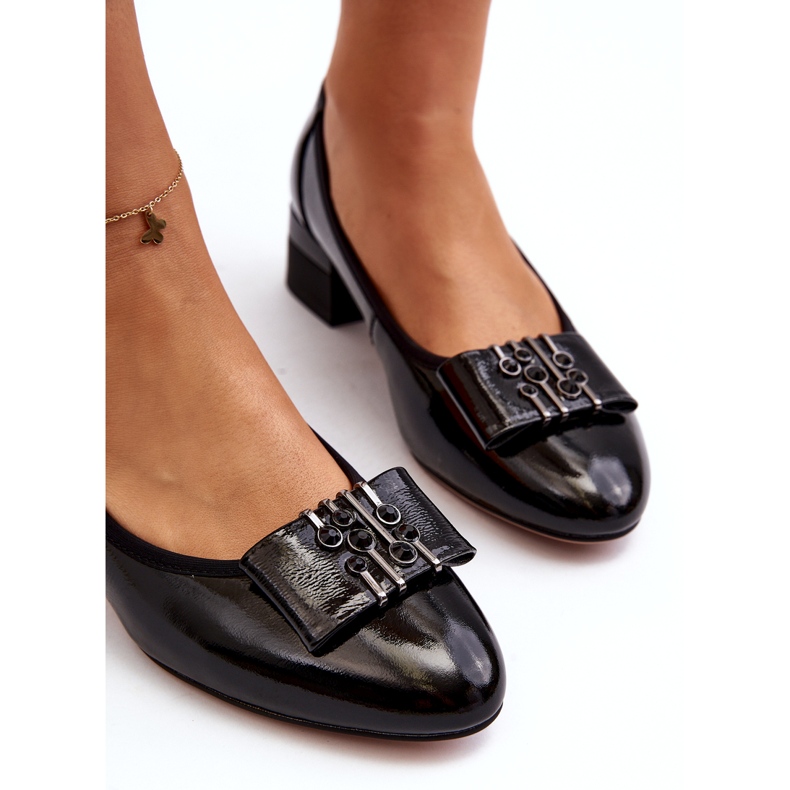 Vinceza Lackpumps mit Schleife auf Block, schwarz 3