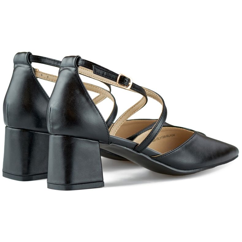 Schwarze Pumps mit Riemchen und niedrigem Absatz 1