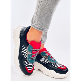 Yeva schwarze Turnschuhe 2