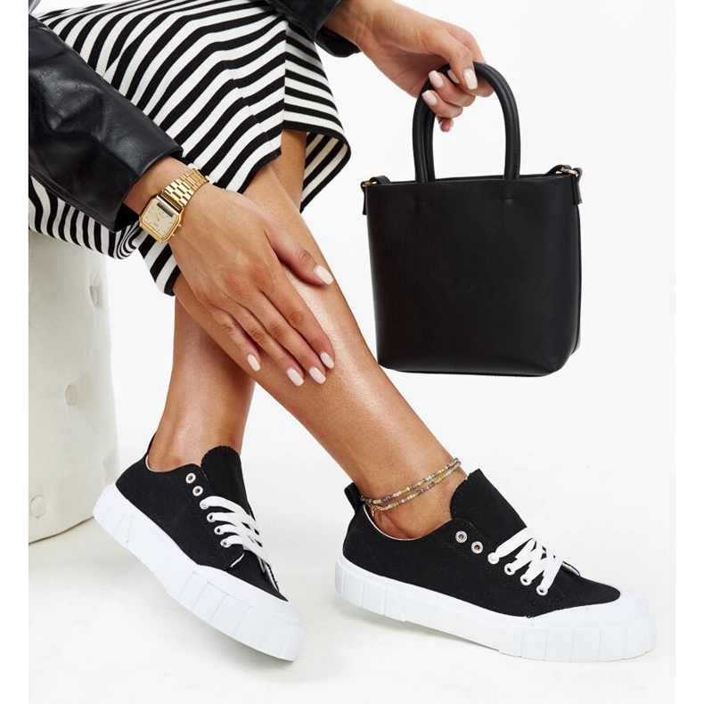 Eduards schwarze Stoffsneaker 1