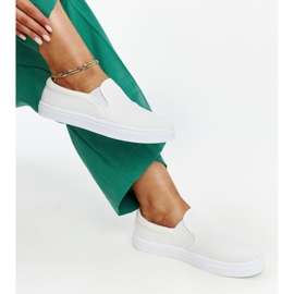 Weiße Stoffsneaker von Suraya 1