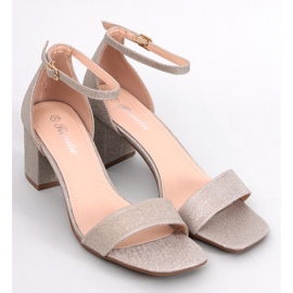 Meghan Gold-Sandalen mit Absatz golden 1