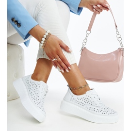 Blaue Lederschuhe mit dekorativer Schnalle weiß 1