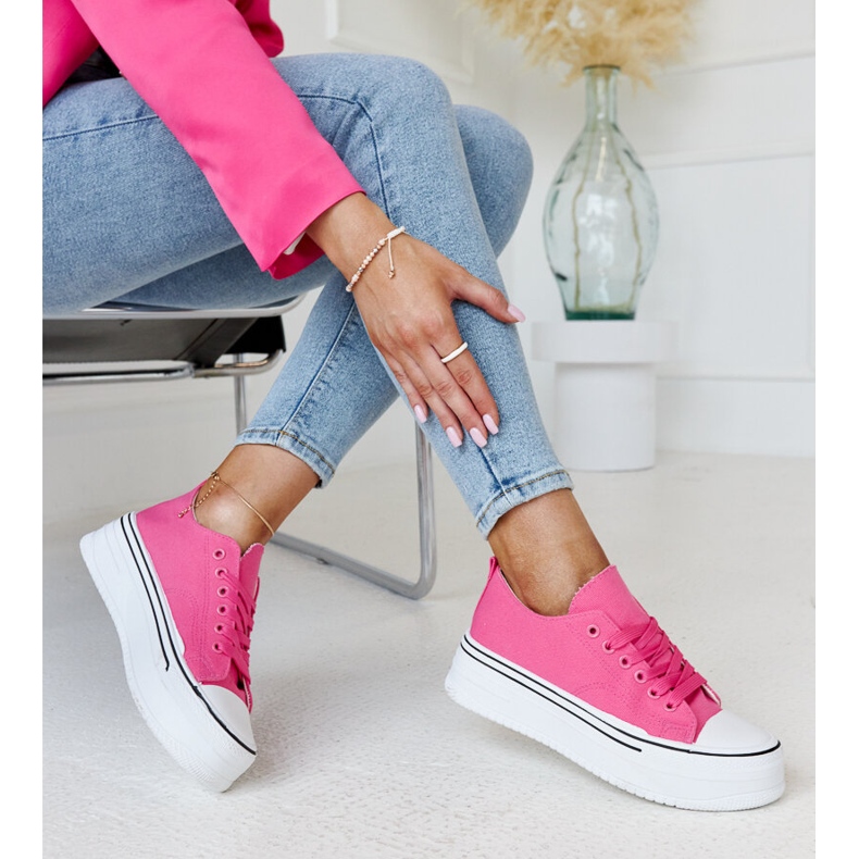 Dunkelrosa Sneaker mit dicker Bahira-Sohle 1