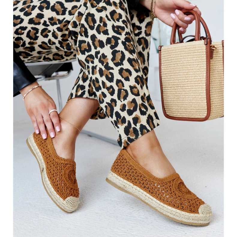Braune, bestickte Seila-Espadrilles 1