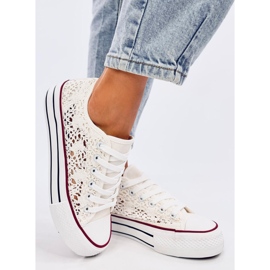 Ferrie Weiße Spitzensneaker 1