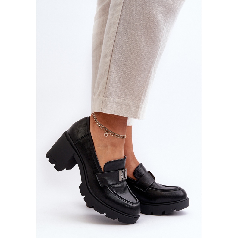 Damenschuhe mit massivem Absatz und Verzierung, schwarzer Ranunca 2