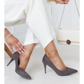 Graue High Heels mit Paume-Ledereinsatz 1