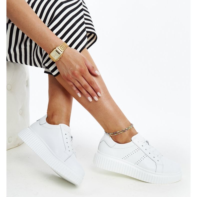 Blaue Lederschuhe mit dekorativer Schnalle weiß 1