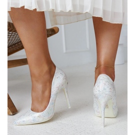 Silbermetallic-High-Heels mit Serranillos-Ledereinsatz silber- 3