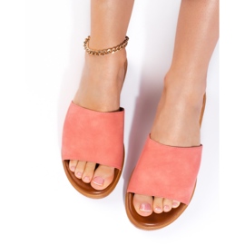 Damen-Hausschuhe aus grünem Wildleder 1