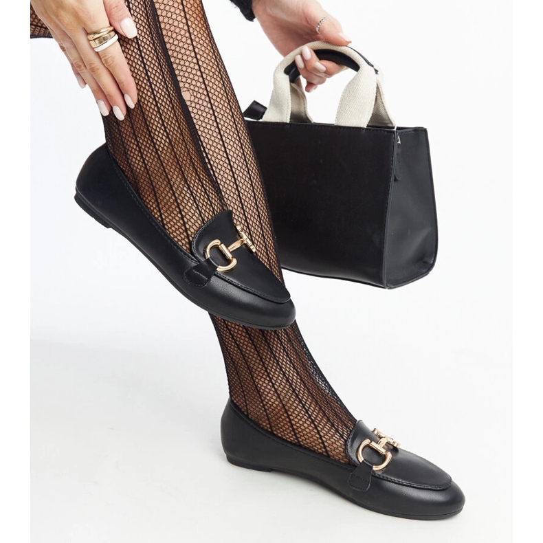 Schwarze Mokassins mit Tanja-Schnalle 1