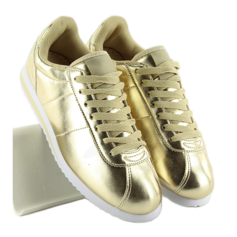 Strukturierter Sportschuh 8849 Gold golden 2
