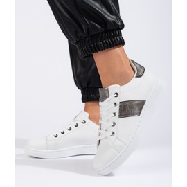 Weiße Sportschuhe für Damen 1