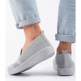 Graue Slip-On-Sneaker 2