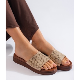 Beigefarbene Plateau-Slides für Damen 2