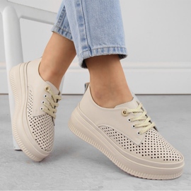 Durchbrochene Damen-Lederschuhe auf der Plattform, beige Artiker 54C1707 1