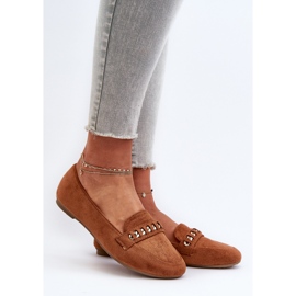 Glänzende Damenmokassins mit Kette Camel Aredilla braun 2