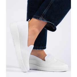 Weiße Slip-On-Sneaker 1
