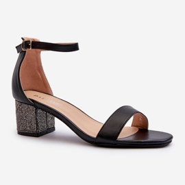 Damensandalen aus Öko-Leder mit verzierten High Heels, Schwarz Wiatalia 1