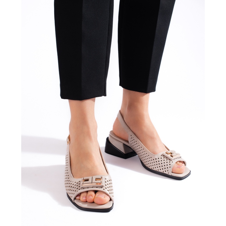 Goodin Beigefarbene, durchbrochene Damensandalen mit niedrigem Absatz 2