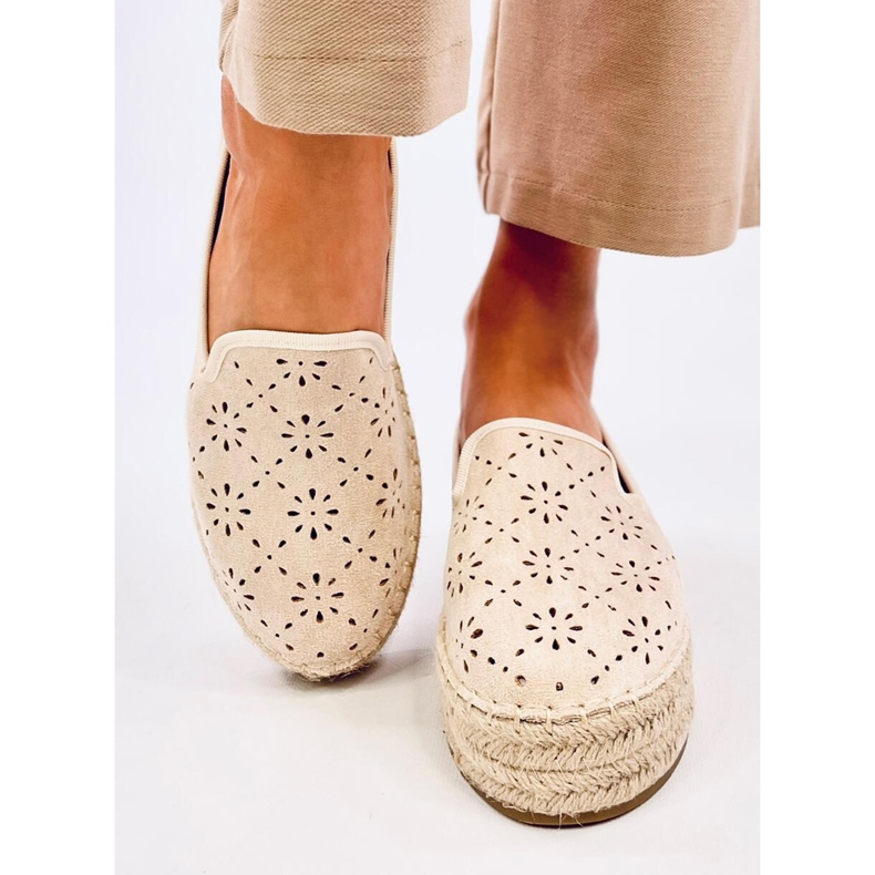 Rigois Beige durchbrochene Espadrilles 1