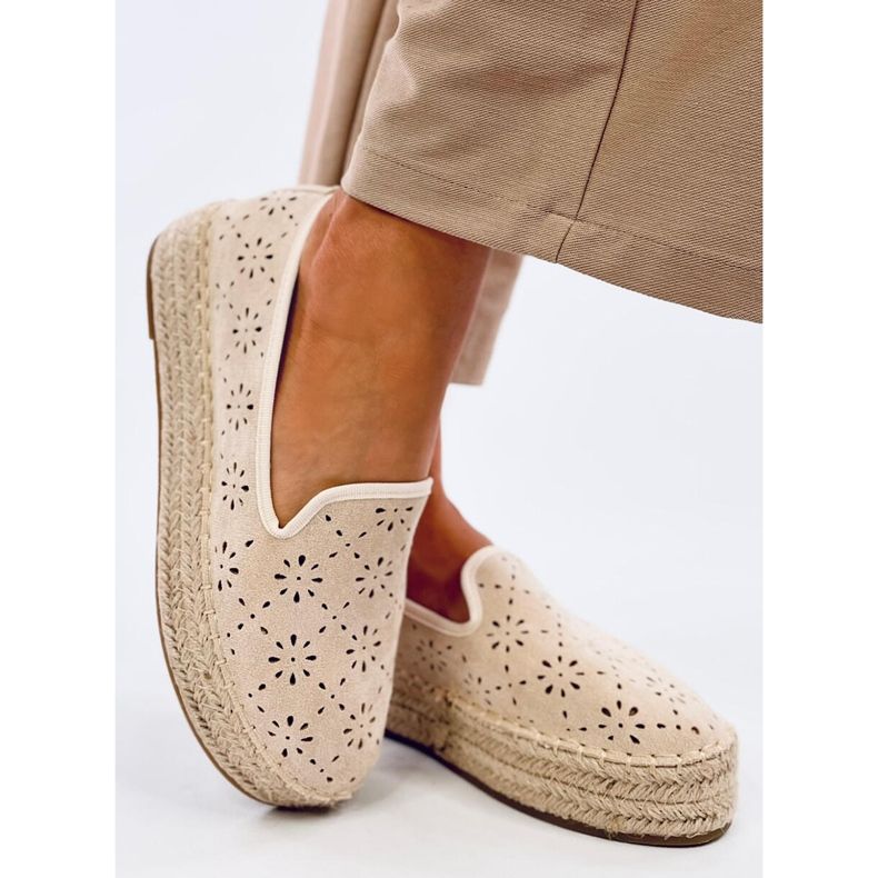 Rigois Beige durchbrochene Espadrilles 2