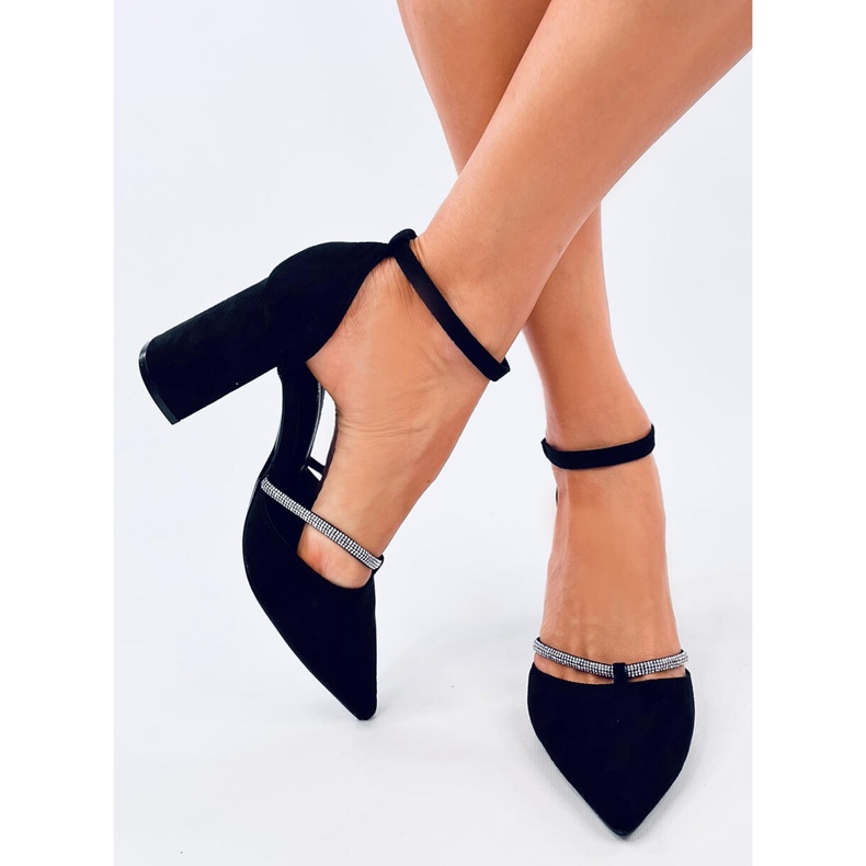 Ayari Schwarze Riemchen-High-Heel-Pumps 1