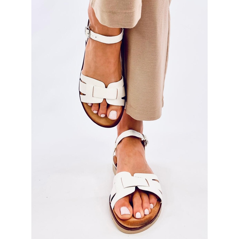 Capilla Weiße Damensandalen 1