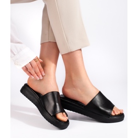 Schwarze Damenschuhe 1