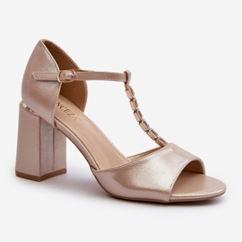 Vinceza Leder-Sandalen mit hohen Absätzen und Strasssteinen, goldene Aniya 1