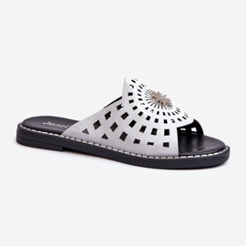 Glänzende flache Damen-Flip-Flops mit silberner Verzierung Ebirena silber- 1