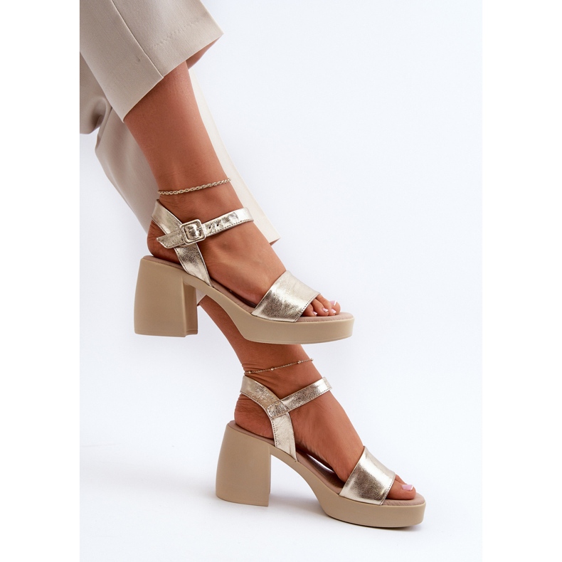 Zazoo 40386 Damen-Ledersandalen auf einem Block, Gold golden 2