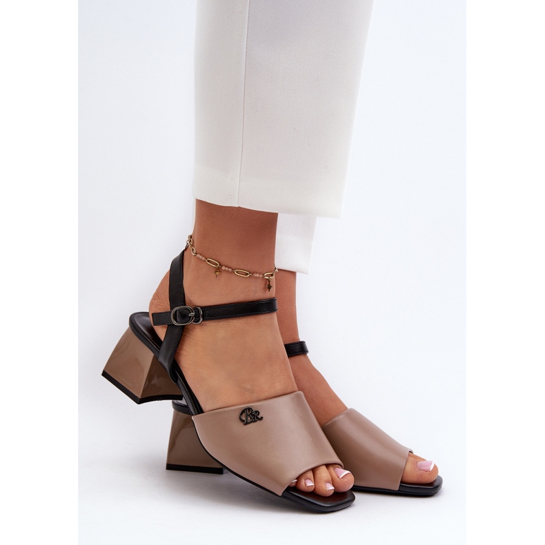 Vinceza Elegante Damensandalen aus Öko-Leder auf Block, Beige Vattima 2