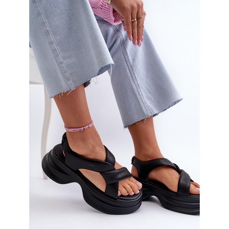 Damen-Ledersandalen mit dicker Sohle, Schwarz GOE NN2N4106 2