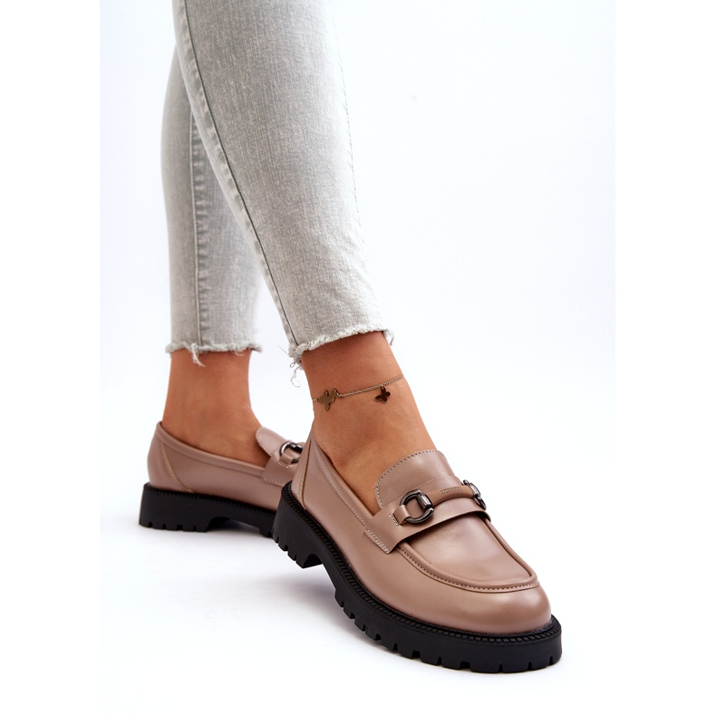 Vinceza Beigefarbene Damen-Loafer aus Öko-Leder mit Verzierung 4
