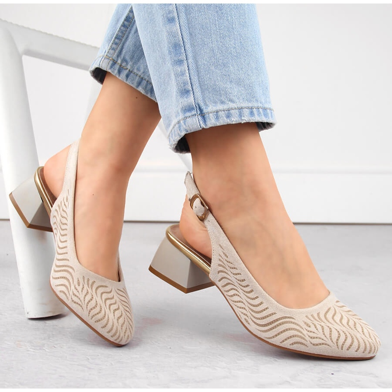 Absatzsandalen aus beigefarbenem Wildleder für Damen Jezzi RMR2263-4 1