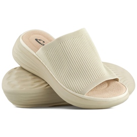 Beigefarbene, weiche Damen-Flip-Flops auf Plateausohle mit Sockenobermaterial 1