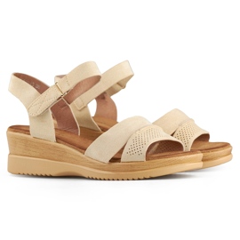 Beige Wildleder-Keilsandalen, bequeme Damensandalen 1