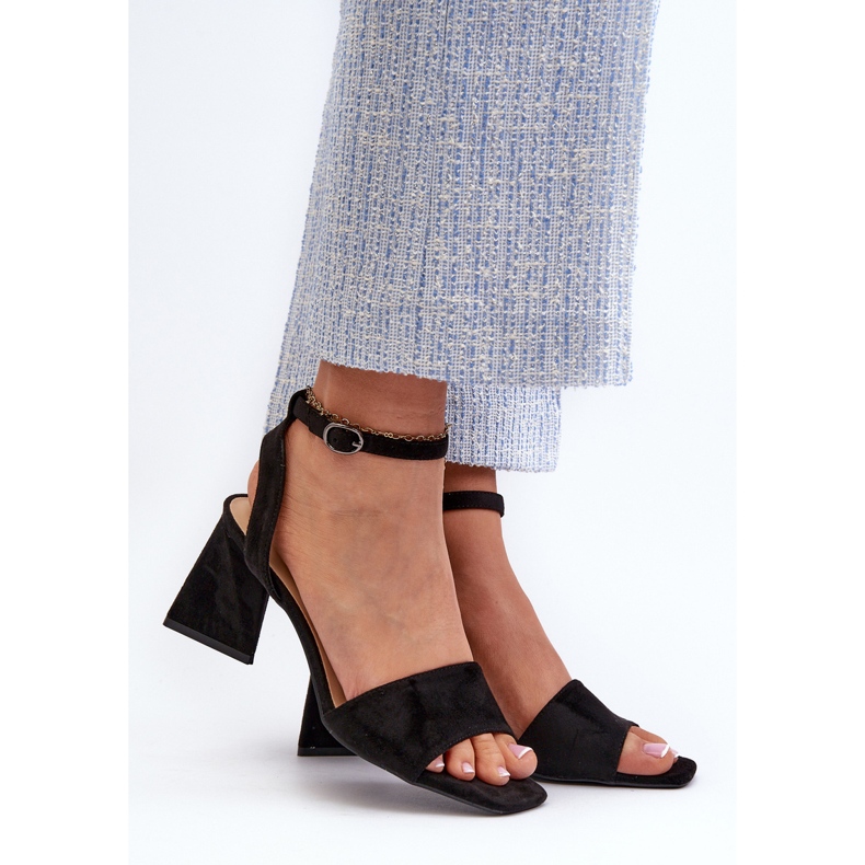 Vinceza Damen-Sandalen mit hohem Absatz aus Öko-Wildleder in Schwarz von Upttima 2