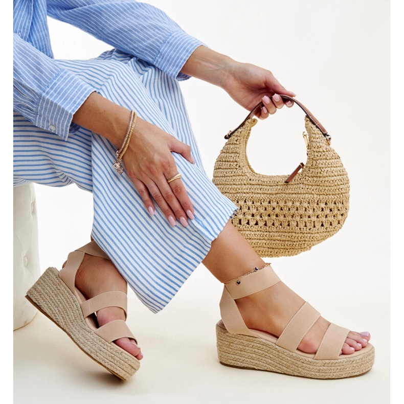 Beige Keilsandaletten Minna 1