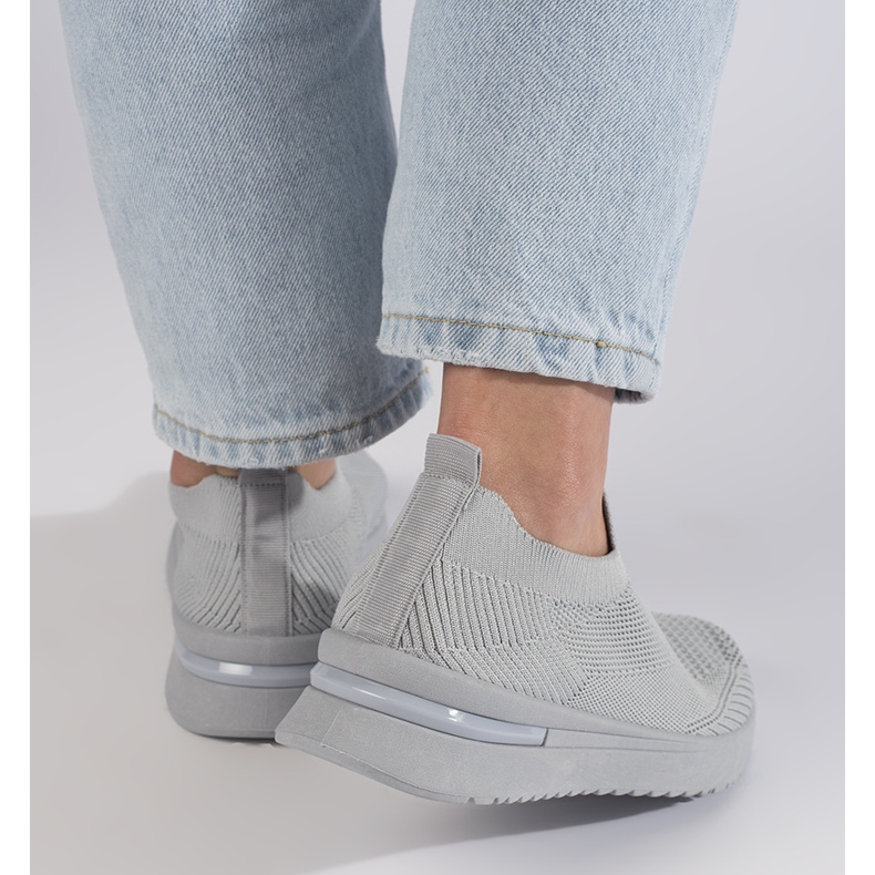 Graue Sportschuhe zum Hineinschlüpfen 2