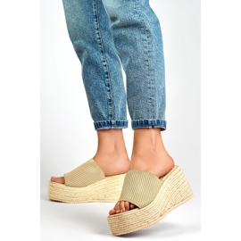 Espadrille-Flip-Flops auf hohem Keilabsatz mit Goldfaden golden 1