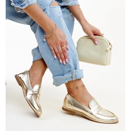 Klassische goldene Nasia-Mokassins 1